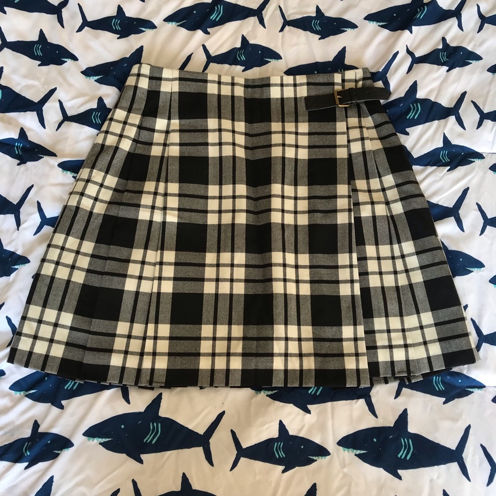 Plaid Uniqlo miniskirt